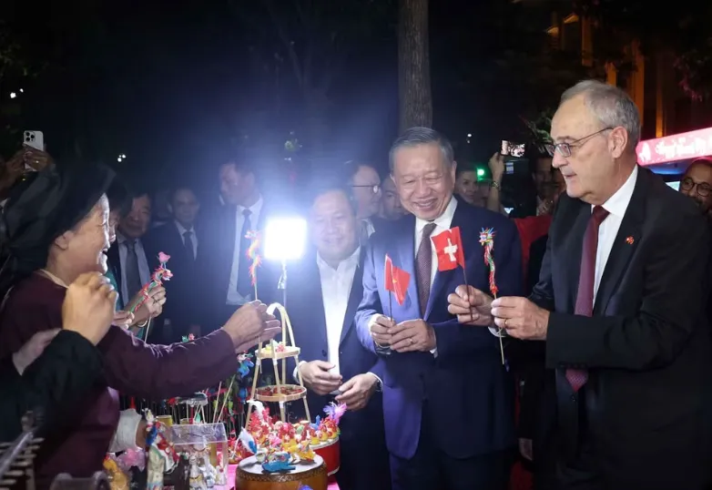 Ðêm thu Hà Nội, ðậm tình hữu nghị Việt Nam - Thụy Sĩ - Ảnh 1.
