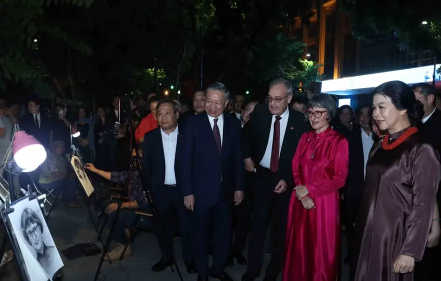 Ðêm thu Hà Nội, ðậm tình hữu nghị Việt Nam - Thụy Sĩ - Ảnh 3.