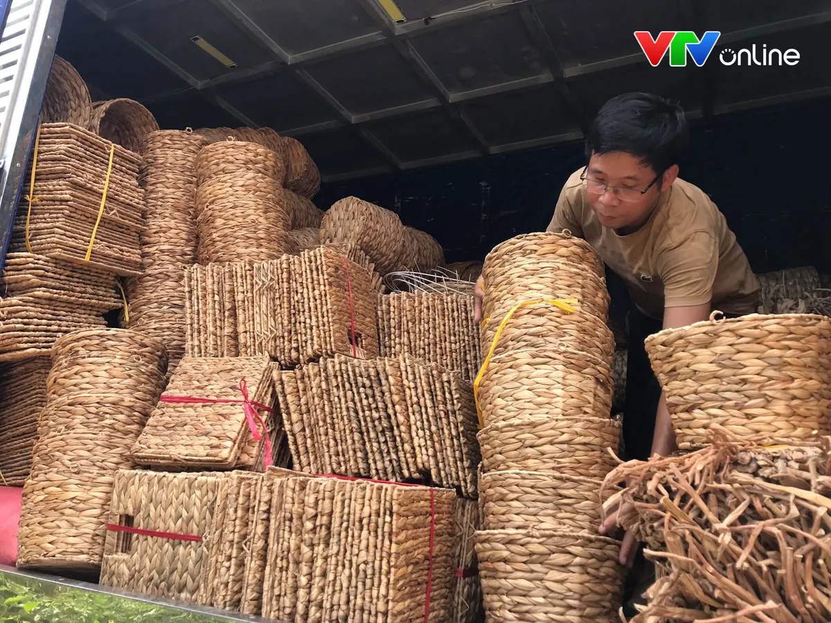 Nghề đan b&egrave;o t&acirc;y ở v&ugrave;ng cao Nghệ An&hellip; &ldquo;xuất ngoại&rdquo; - Ảnh 4.