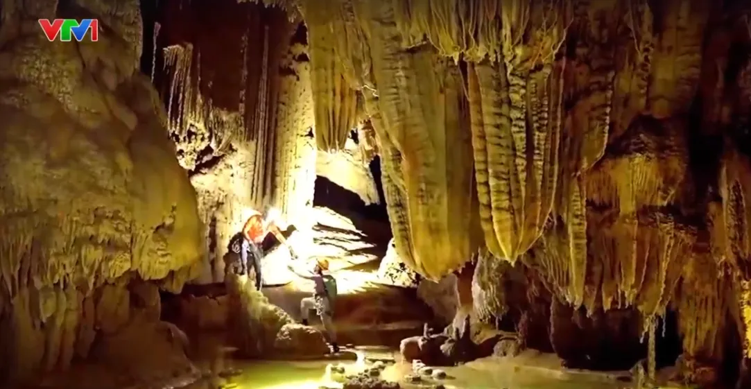 Phát hiện hệ thống hồ canxi tại Phong Nha - Kẻ Bàng - Ảnh 2.