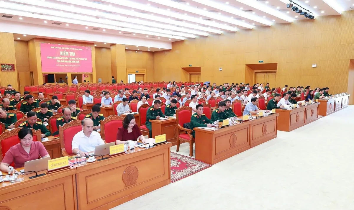 Th&aacute;i Nguy&ecirc;n ho&agrave;n th&agrave;nh hơn 80% khối lượng chuẩn bị cho diễn tập khu vực ph&ograve;ng thủ năm 2026 - Ảnh 1.