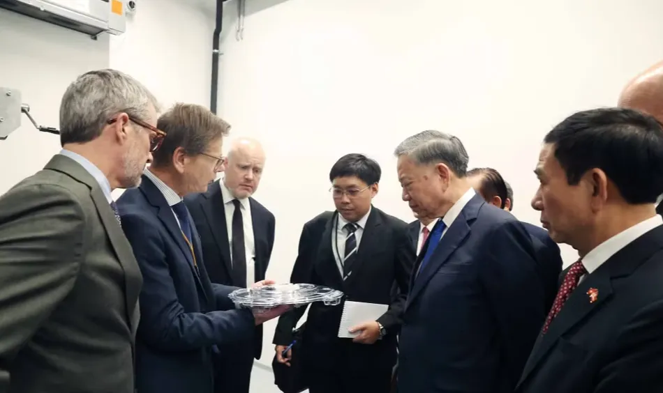 Tổng Bí thư, Chủ tịch nước Tô Lâm thăm Viện Nghiên cứu Niels Bohr của Đại học Copenhagen - Ảnh 2.