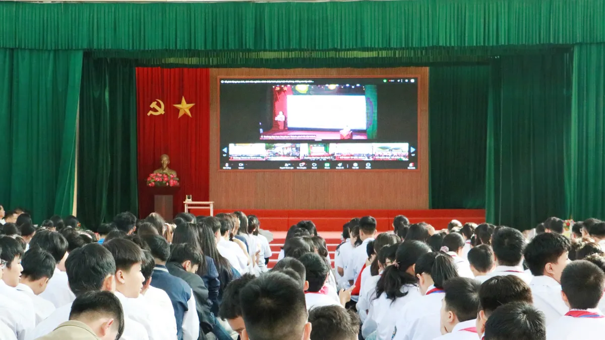 Điện Biên tăng “lá chắn” phòng, chống ma túy học đường - Ảnh 3.