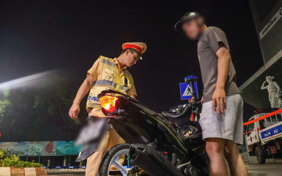 Trường hợp nam thanh niên điều khiển xe thay đổi kết cấu phương tiện bị xử lý.