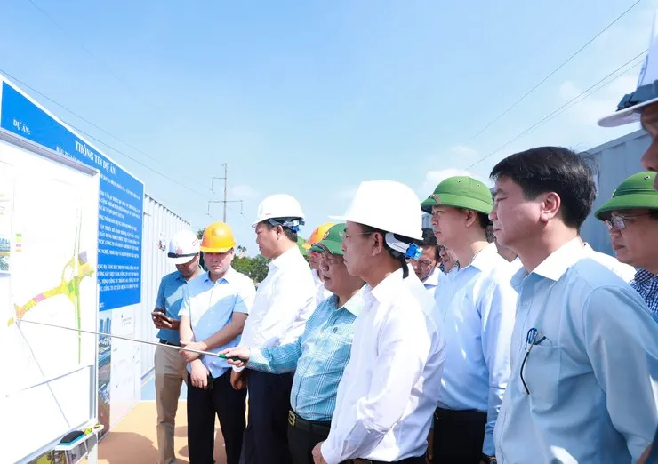 Hà Nội thúc tiến độ 3 dự án giao thông trọng điểm - Ảnh 3.