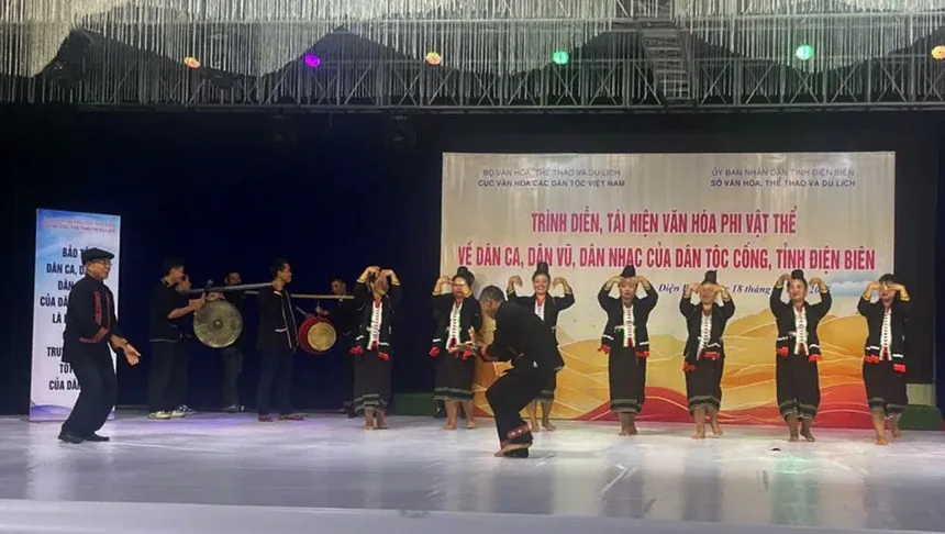 Múa dân tộc Cống – nhịp điệu di sản giữa đại ngàn Điện Biên - Ảnh 3.