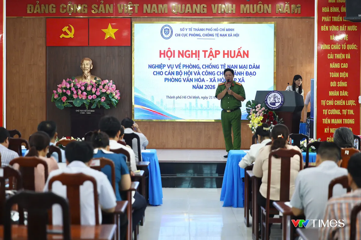TP Hồ Chí Minh: Tập huấn cán bộ xã nhận diện, trình báo, phòng ngừa mại dâm - Ảnh 1.