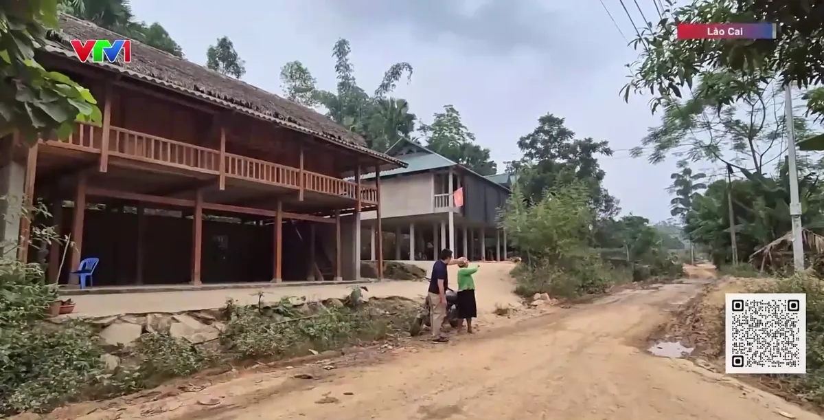 Chậm tiến độ cải tạo Tỉnh lộ 160 qua Lào Cai: Người dân mòn mỏi chờ ngày hoàn thành - Ảnh 2.