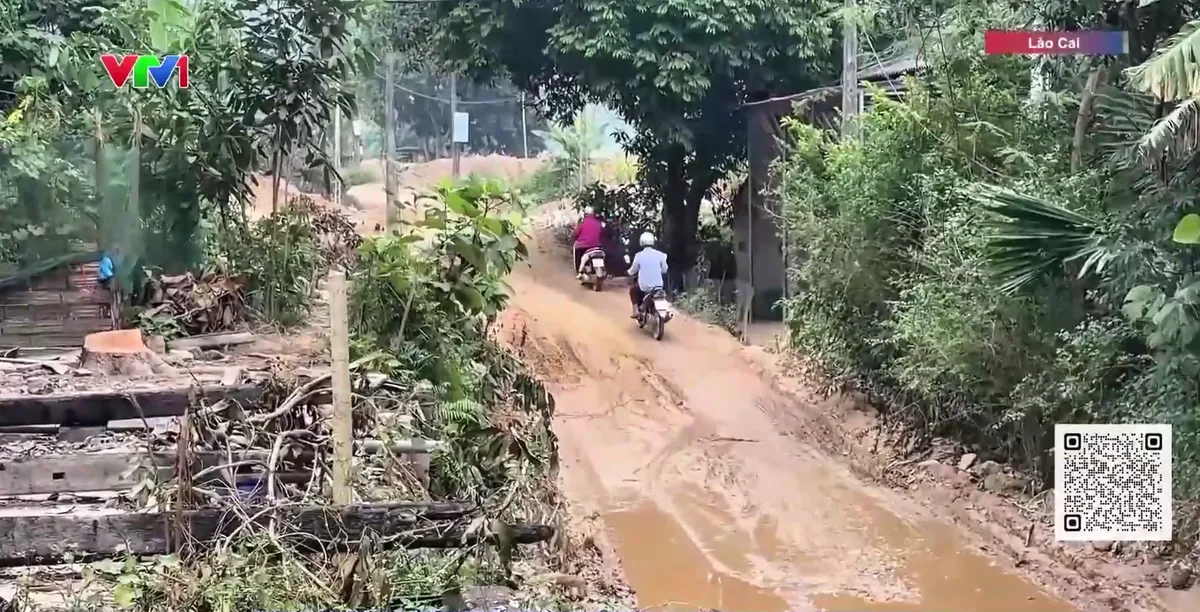 Chậm tiến độ cải tạo Tỉnh lộ 160 qua Lào Cai: Người dân mòn mỏi chờ ngày hoàn thành - Ảnh 1.