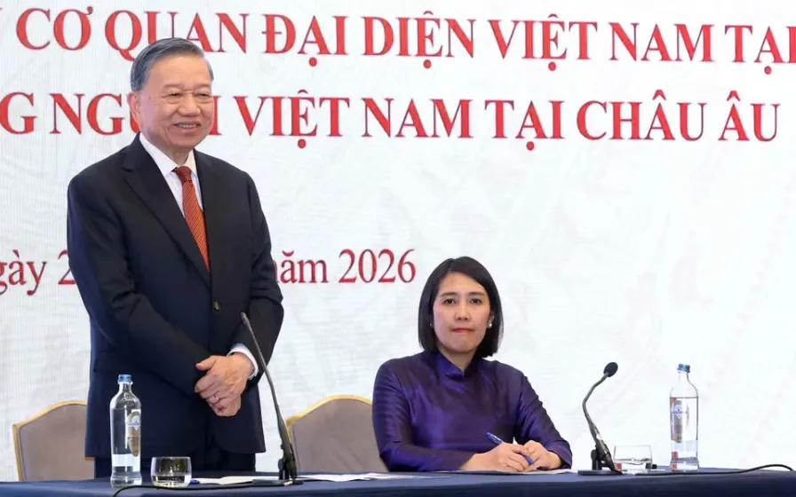 Tổng Bí thư, Chủ tịch nước Tô Lâm gặp đại diện cộng đồng người Việt Nam tại châu Âu - Ảnh 3.