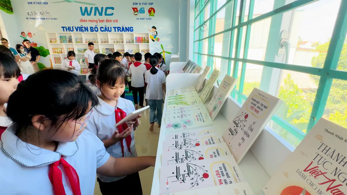 Huy động nguồn lực xã hội phát triển thư viện học đường- Ảnh 1.