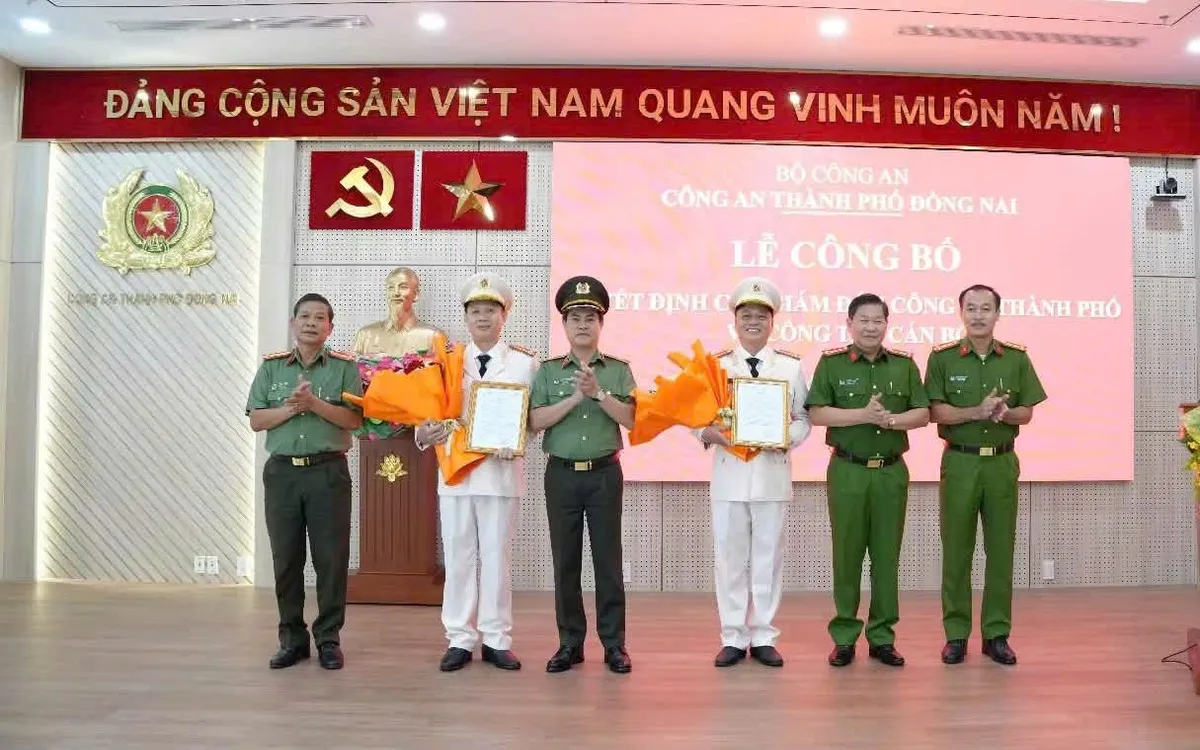 Công an thành phố Đồng Nai tổ chức lễ công bố quyết định điều động, bổ nhiệm cán bộ
