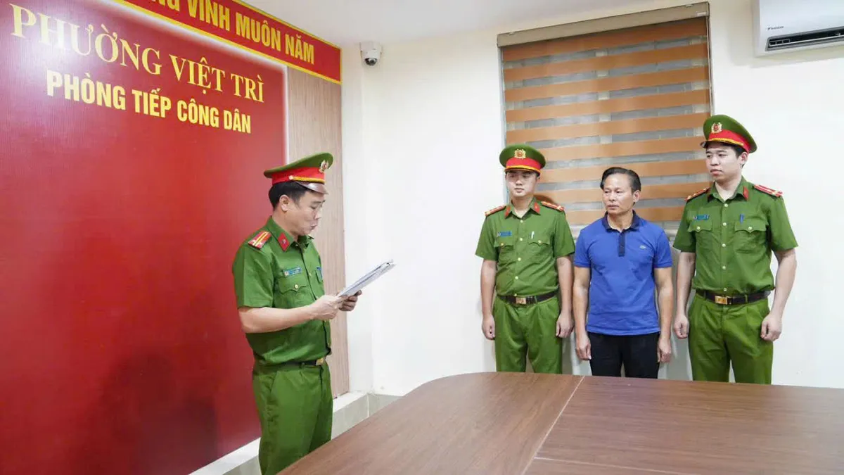 Ph&uacute; Thọ: Lập 26 phương &aacute;n vườn ươm khống, khai th&aacute;c tr&aacute;i ph&eacute;p gần 387.000 m&sup3; đất B&iacute; thư, Chủ tịch x&atilde; bị khởi tố - Ảnh 1.