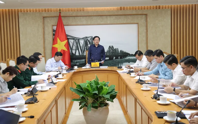 Phó Thủ tướng Hồ Quốc Dũng chủ trì cuộc họp với các bộ, cơ quan về Kế hoạch phòng, chống thiên tai quốc gia giai đoạn 2026-2030.