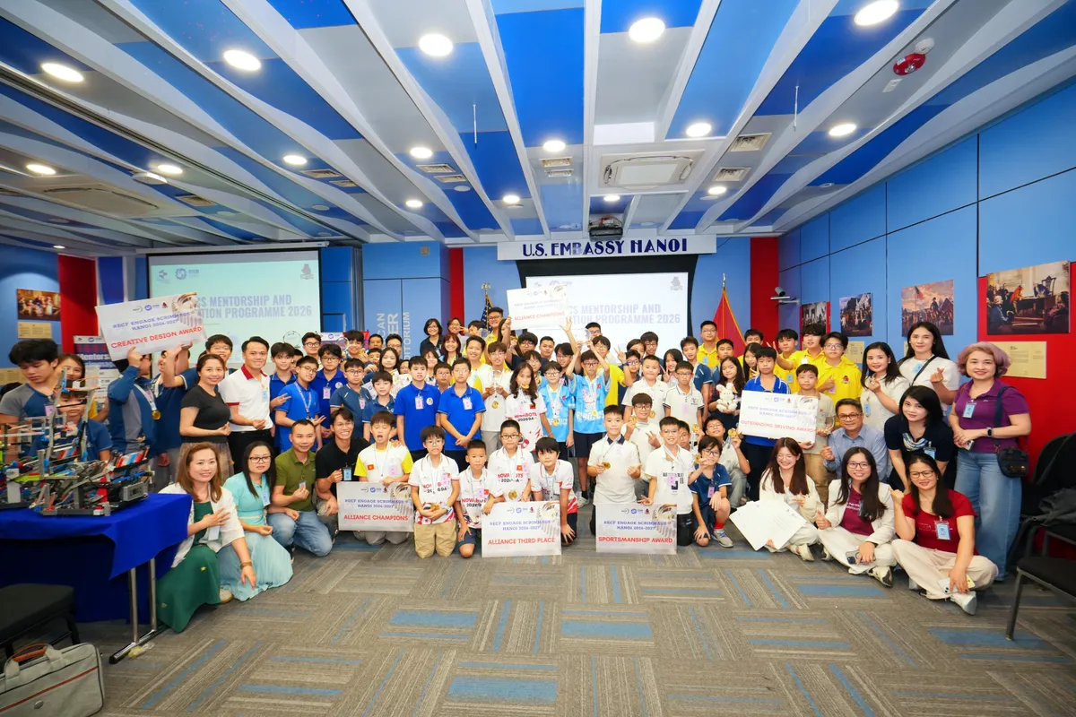 Sân chơi Robotics dành cho học sinh, sinh viên tại Hà Nội - Ảnh 1.