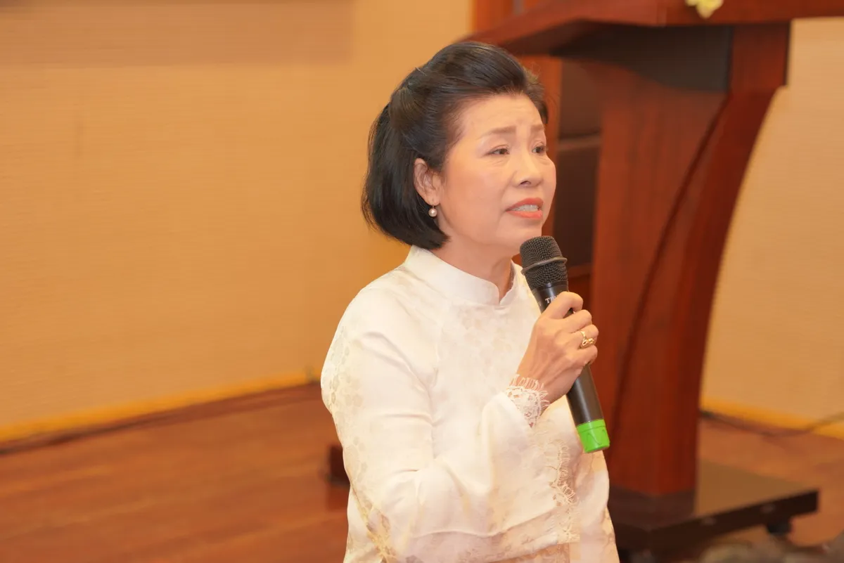 GS.TS Huỳnh Văn Sơn: X&acirc;y dựng trường học hạnh ph&uacute;c, thầy c&ocirc; cần nhạy cảm, tinh tế- Ảnh 4.