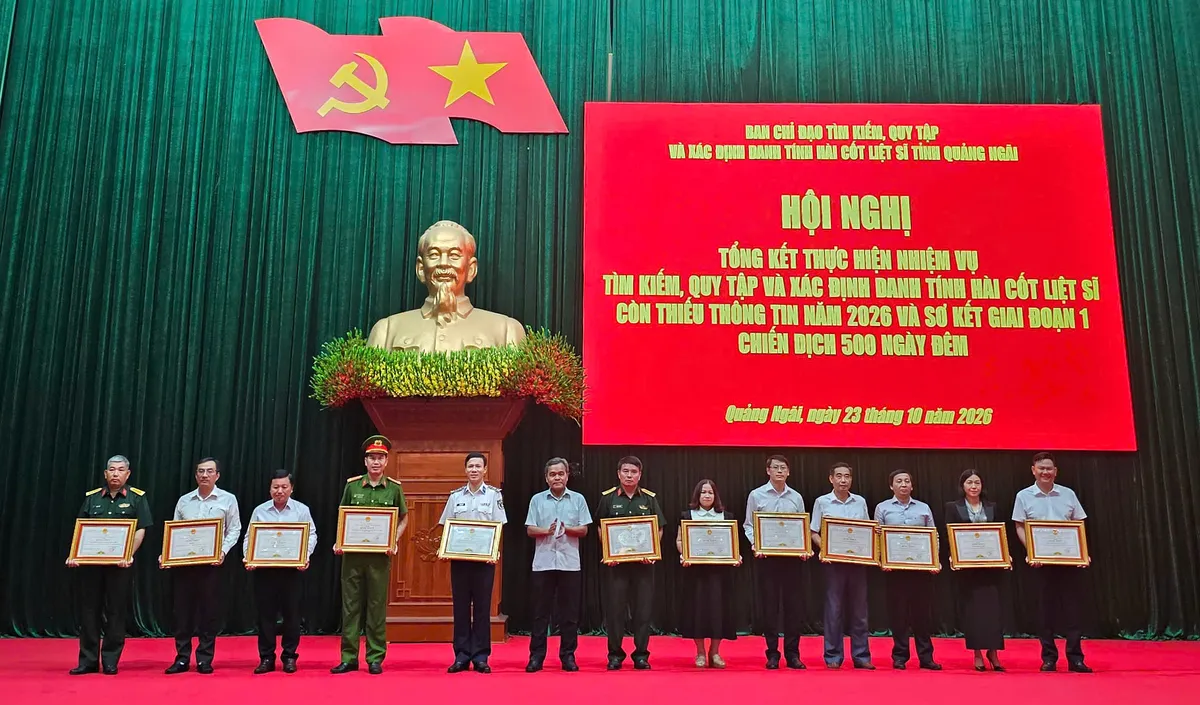 Bộ Tư lệnh Vùng Cảnh sát biển 2 thu thập 1.873 mẫu hài cốt liệt sĩ phục vụ giám định ADN - Ảnh 1.