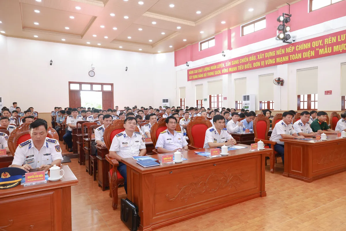 Khai mạc Hội thi tàu tốt, Hội thao huấn luyện tàu cấp Cảnh sát biển Việt Nam năm 2026 khu vực II - Ảnh 2.
