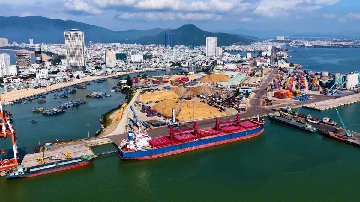 Cảng Quy Nhơn – Cửa ngõ ra biển của khu vực- Ảnh 4. Cảng Quy Nhơn – Cửa ngõ ra biển của khu vực- Ảnh 4.
