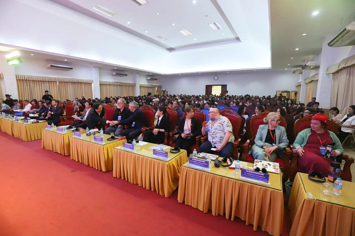 AI và giáo dục mở: Mở rộng cơ hội học tập, thu hẹp khoảng cách số - Ảnh 2.