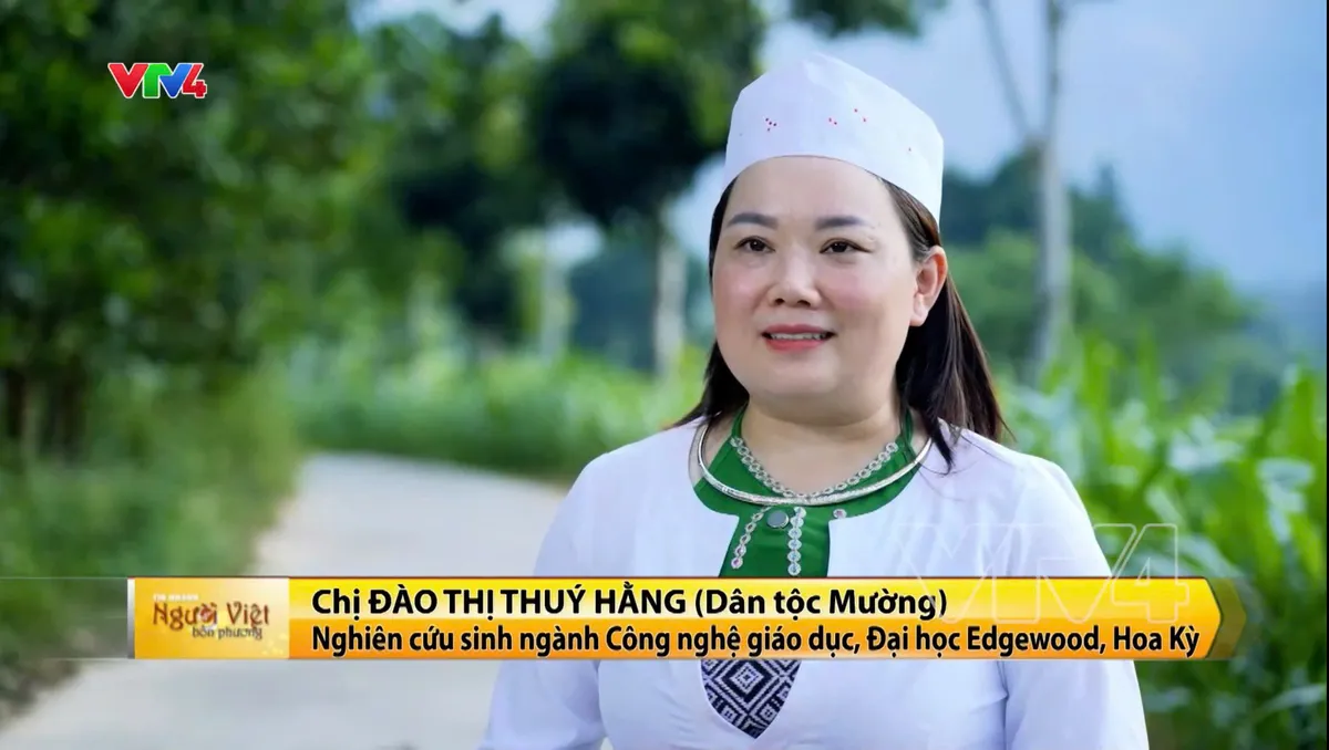 "Người Việt bốn phương": Người phụ nữ Mường đưa tiếng Anh về bản - Ảnh 1.