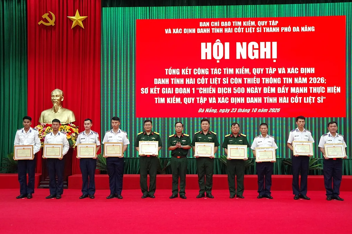 Bộ Tư lệnh Vùng Cảnh sát biển 2 thu thập 1.873 mẫu hài cốt liệt sĩ phục vụ giám định ADN - Ảnh 4.