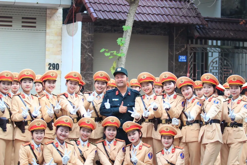 Nữ sinh d&acirc;n tộc N&ugrave;ng đạt 29,99/30 điểm đầu v&agrave;o, tốt nghiệp thủ khoa Học viện An ninh- Ảnh 2.