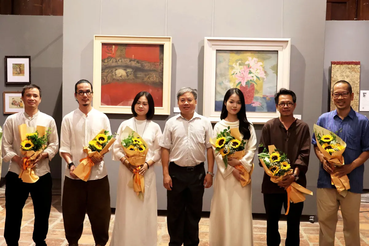 Triển lãm mỹ thuật "Ngũ hình 3": Cuộc hành trình thăng hoa của nghệ thuật tạo hình- Ảnh 2.