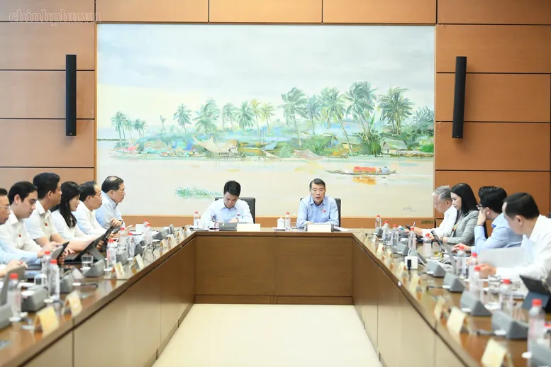 Thủ tướng: Phát triển những thương hiệu riêng của công nghiệp văn hóa Việt Nam- Ảnh 1.
