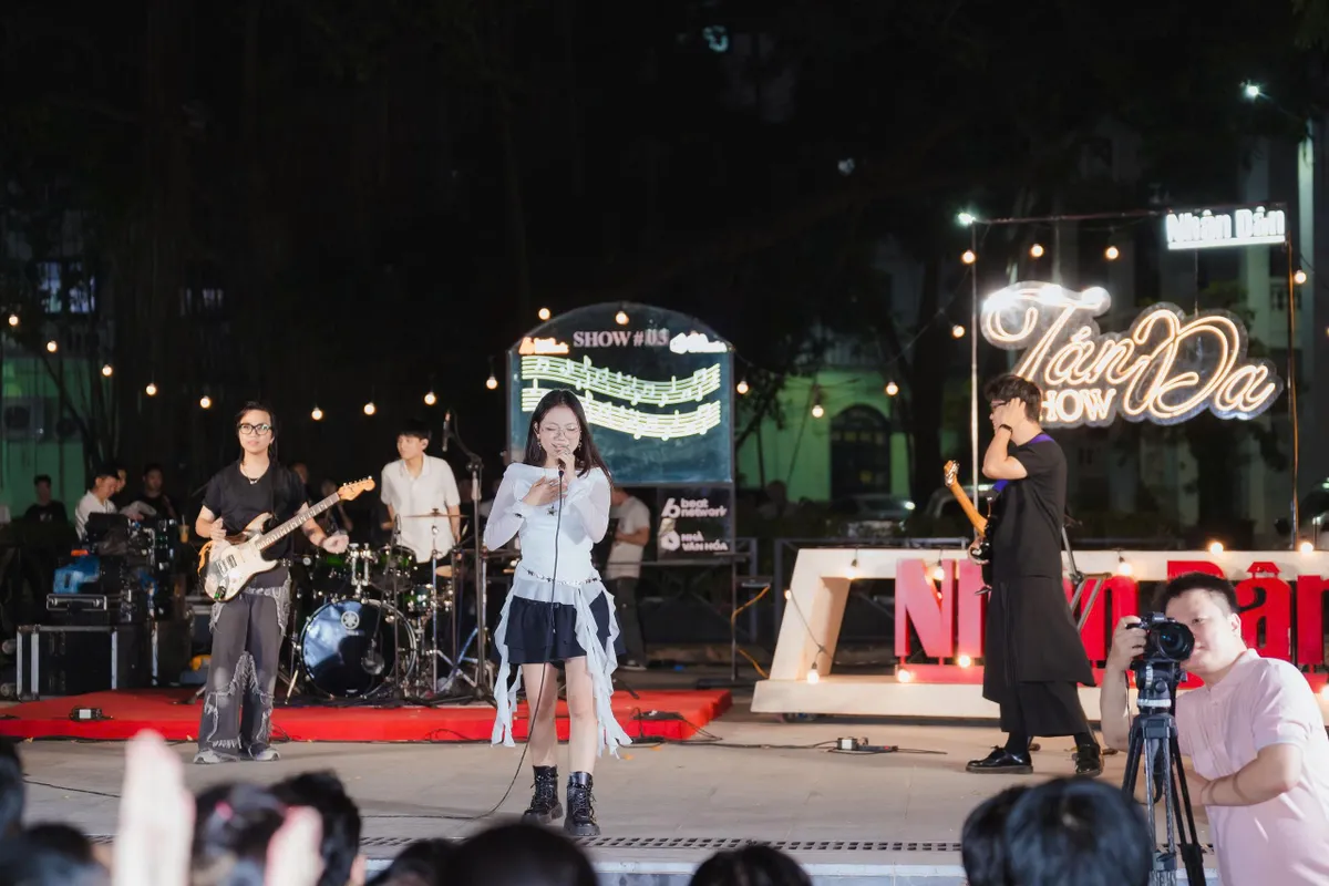 T&aacute;n Đa Show mở rộng s&acirc;n khấu cho c&aacute;c c&acirc;u lạc bộ nghệ thuật trẻ- Ảnh 1.