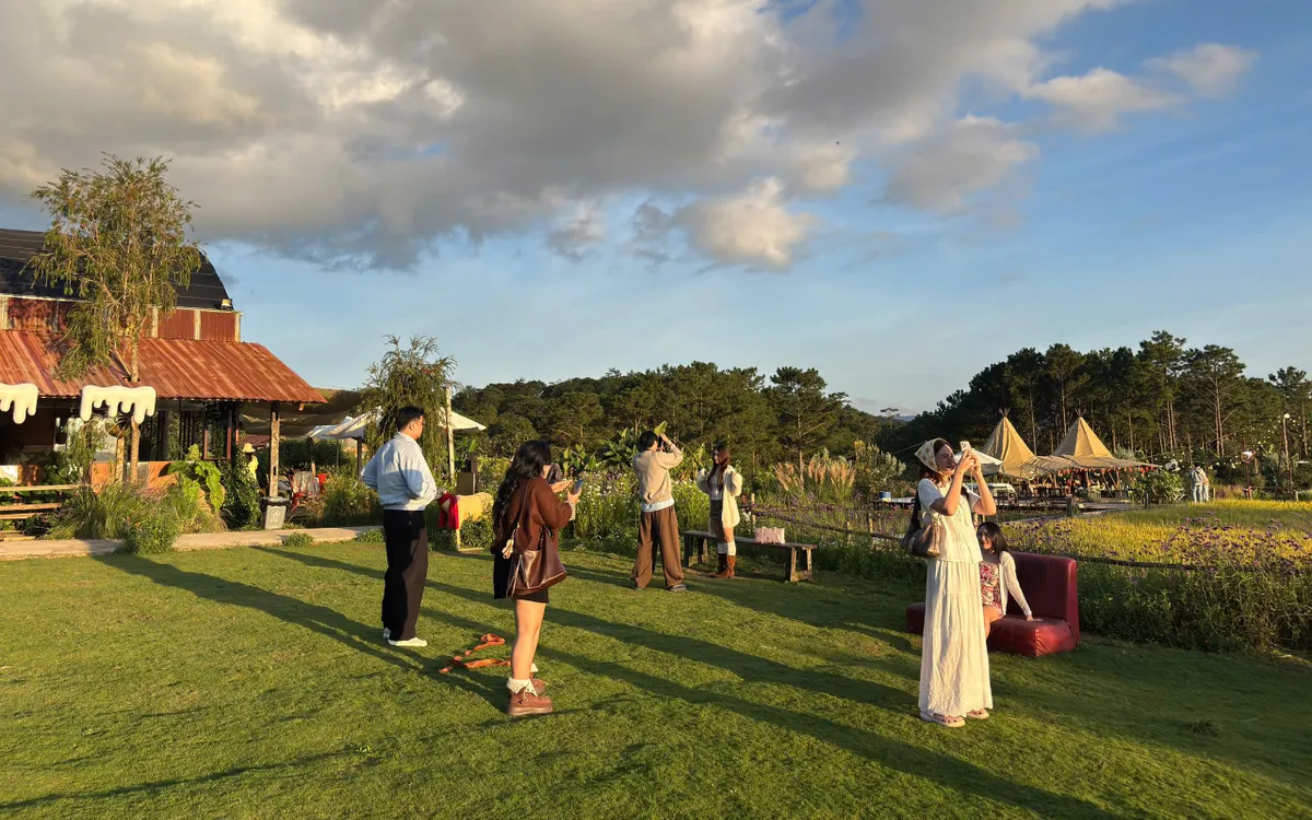 Lâm Đồng đặt yêu cầu nâng doanh thu du lịch, kéo dài thời gian lưu trú và tăng mức chi tiêu của du khách. Ảnh: Quốc Tường