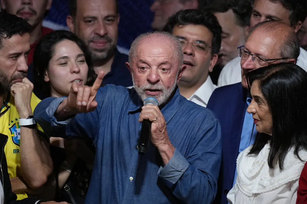 Tổng thống Brazil Lula da Silva tái đắc cử nhiệm kỳ thứ 4- Ảnh 1.