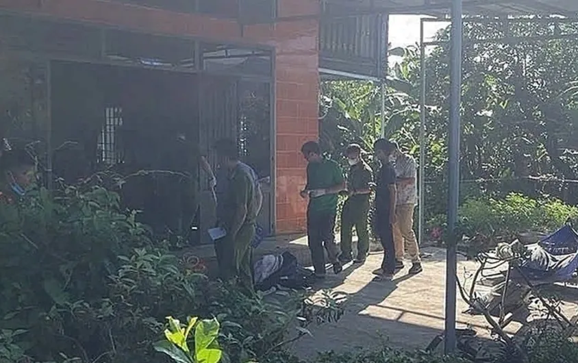 Cháy nhà dân ở Gia Lai, 2 cha con tử vong - Ảnh 1.