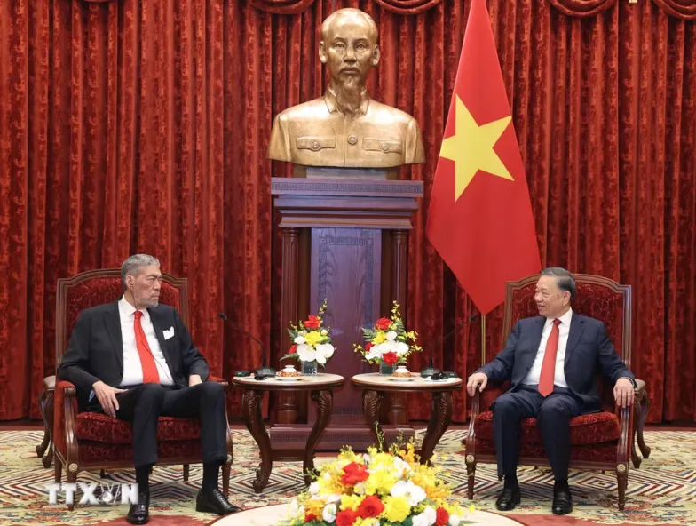 Tăng cường hợp t&aacute;c k&ecirc;nh đảng giữa Việt Nam v&agrave; Dominicana - Ảnh 2.