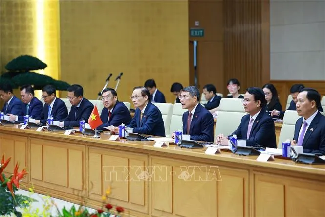 Thủ tướng Lê Minh Hưng hội đàm với Thủ tướng Ba Lan - Ảnh 3.