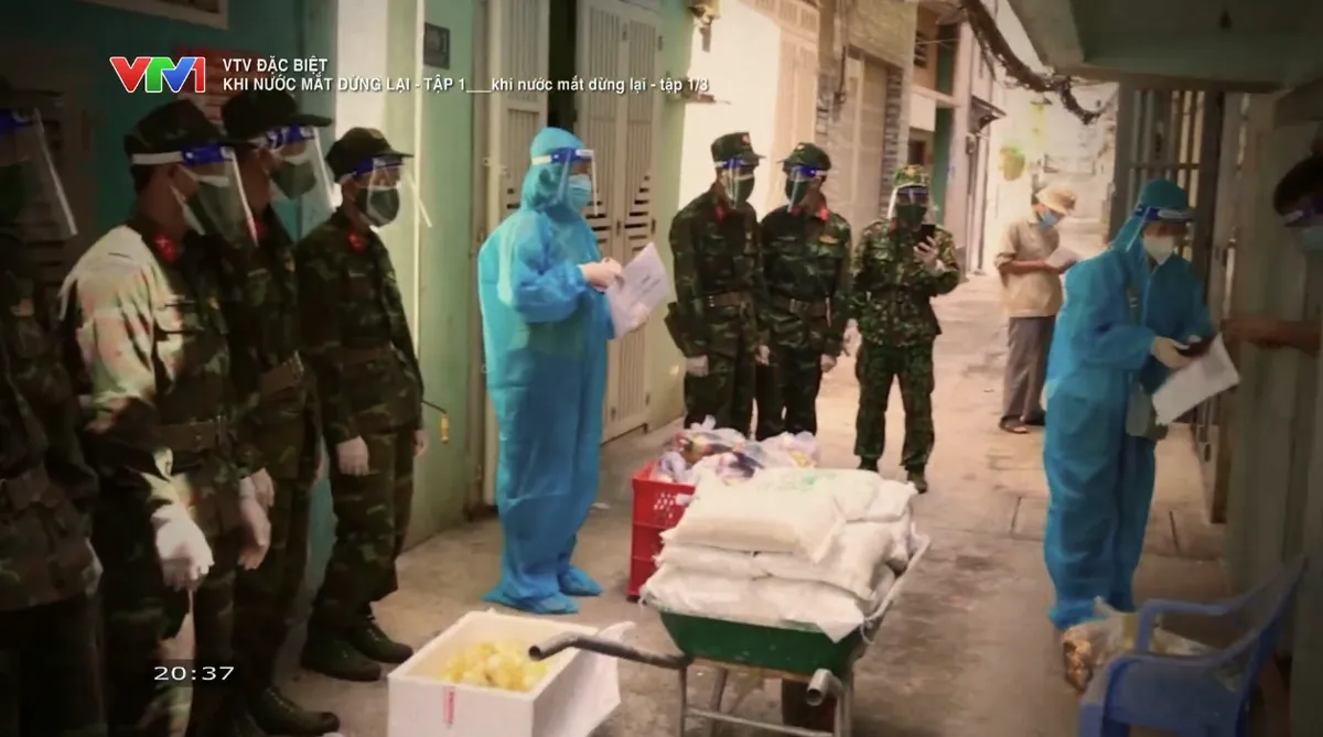VTV Đặc biệt "Khi nước mắt dừng lại": Những ngày tháng chưa từng có trong lịch sử- Ảnh 14.