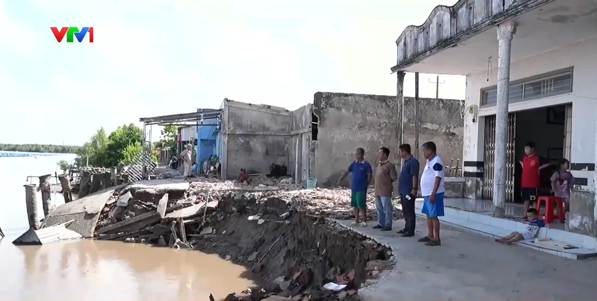 Giải bài toán chỗ ở ổn định cho người dân vùng sạt lở - Ảnh 1.