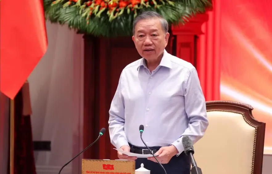 Tổng B&iacute; thư, Chủ tịch nước T&ocirc; L&acirc;m gặp mặt Đại đội nữ l&aacute;i xe Trường Sơn - Ảnh 2.