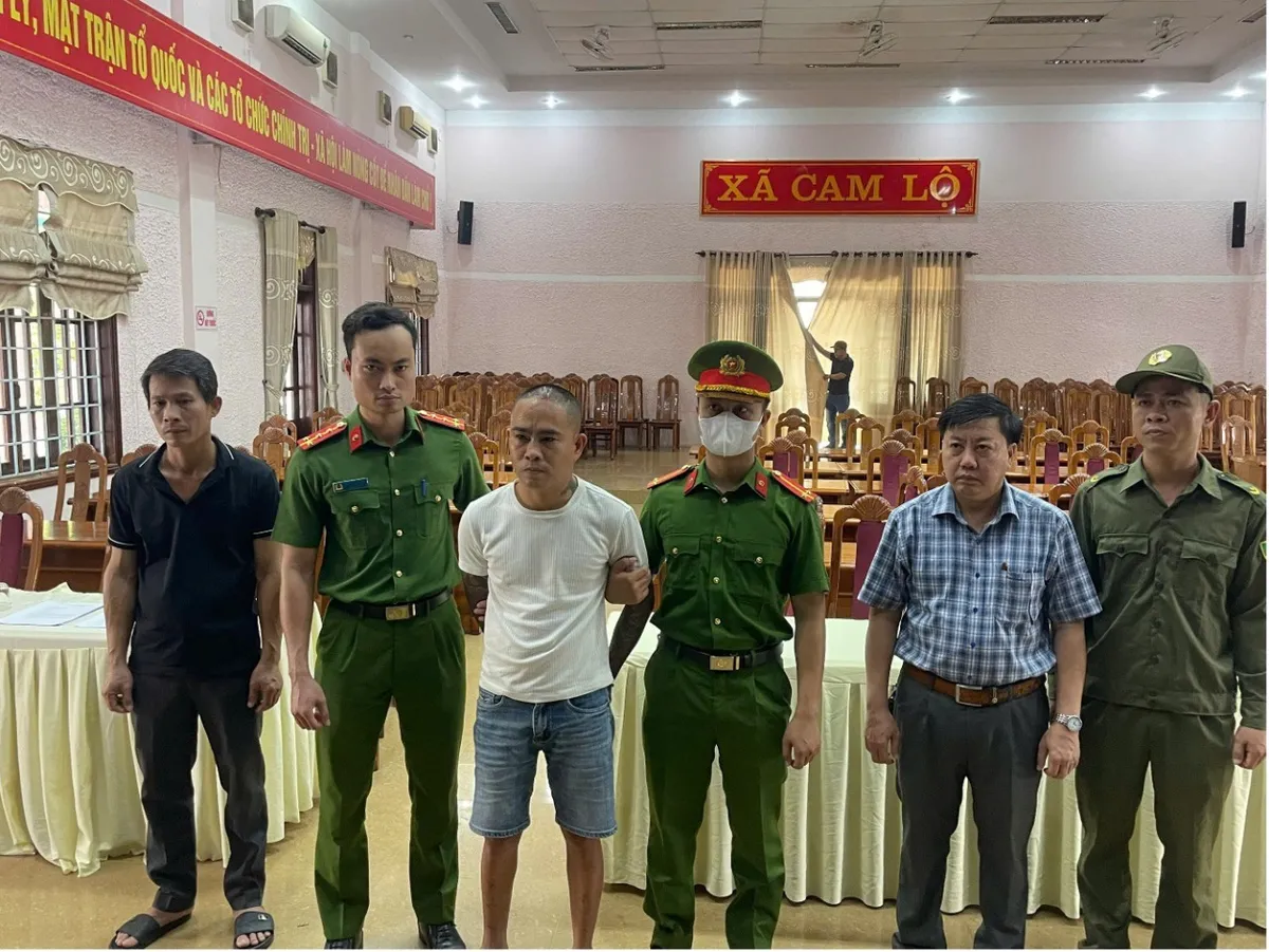 Xử lý nhóm đối tượng livestream tự gây thương tích để nhận quà tặng - Ảnh 1.