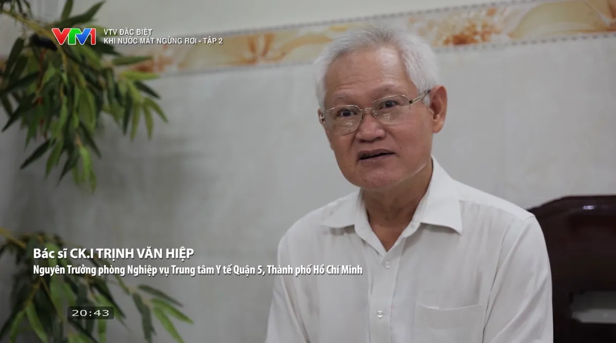 VTV Đặc biệt “Khi nước mắt ngừng rơi” Những ngày tháng vùng tâm dịch - Ảnh 3.