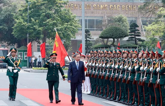 Tổng Bí thư: Xây dựng Bệnh viện Trung ương Quân đội 108 trở thành mô hình kiểu mẫu trong chăm sóc sức khỏe - Ảnh 1.