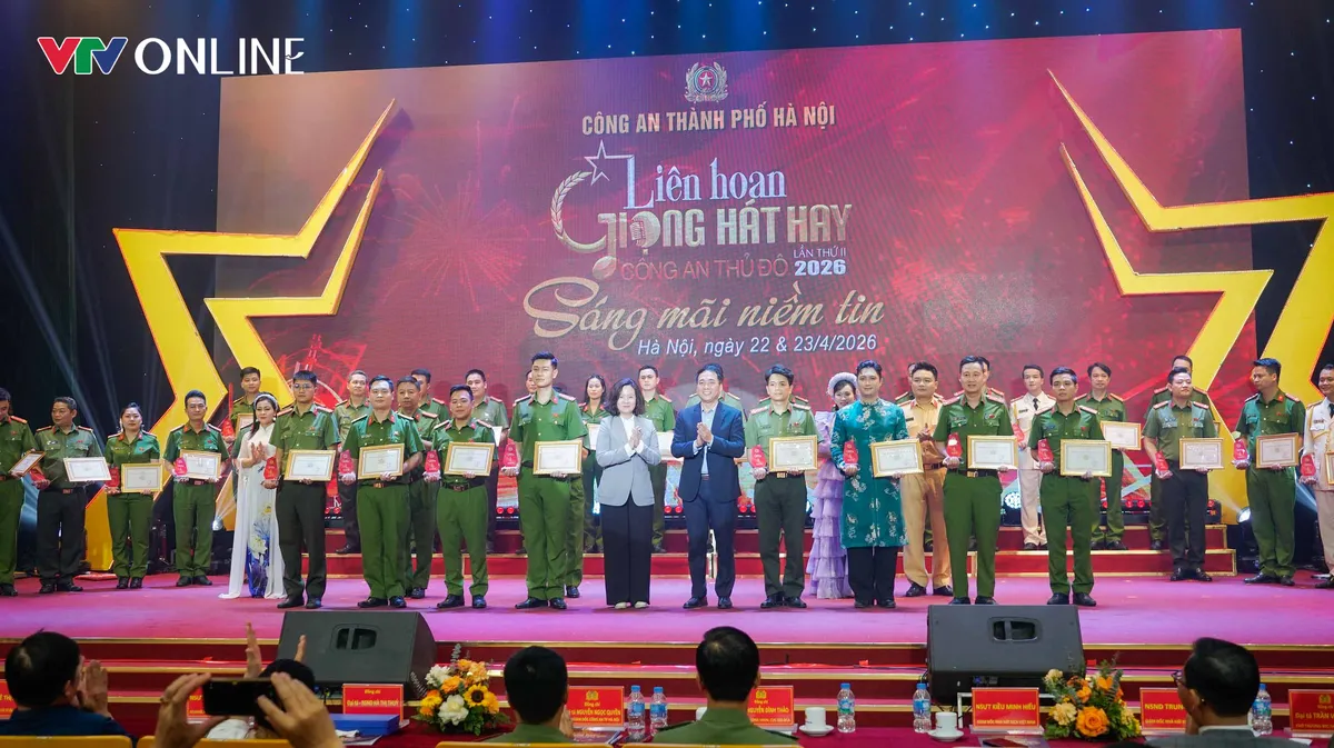 Li&ecirc;n hoan Giọng h&aacute;t hay C&ocirc;ng an Thủ đ&ocirc; 2026: T&ocirc;n vinh những giọng ca chiến sĩ - Ảnh 3.