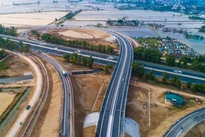 Infographic: Hải Dương đấu giá 44 lô đất Khu dân cư Liễu Tràng, phường Tân Hưng