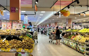 Tổng mức bán lẻ hàng hóa và dịch vụ tiêu dùng ước đạt 5.822,3 nghìn tỷ đồng
