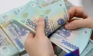 Thủ tướng yêu cầu xử lý nghiêm các tổ chức tín dụng cạnh tranh lãi suất không lành mạnh