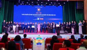 Trang bị kiến thức bảo vệ quyền lợi cho người tiêu dùng trẻ: Hoạt động thiết thực từ Bộ Công Thương
