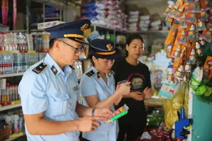 Quyết liệt ngăn chặn buôn lậu và gian lận thương mại dịp Tết Nguyên đán Ất Tỵ 2025