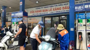 Giá xăng giảm trước kỳ nghỉ Tết Nguyên đán