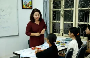 Tuyển chọn 32 giáo viên đi dạy tiếng Việt tại Lào