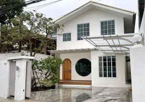 Nhà phố tông trắng: Sự lựa chọn tinh tế vượt thời gian